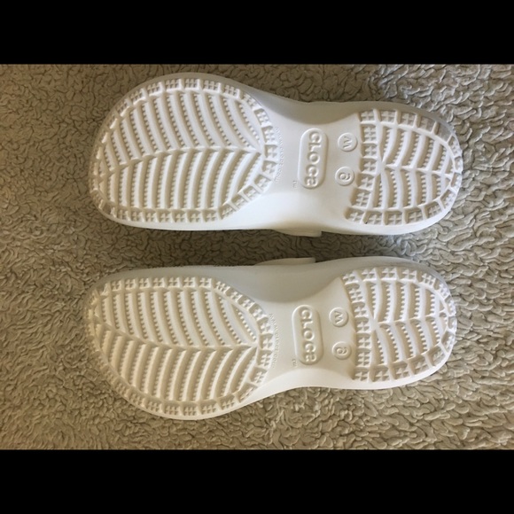 Crocs - Picture 10 of 11